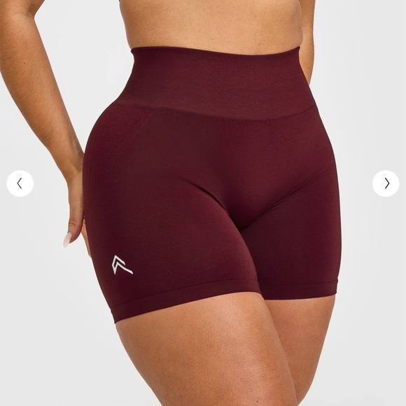 EFFORTLESSLIFT™ SEAMLESS SHORTS WITH WHITE LOGO - Picture 5 of 6